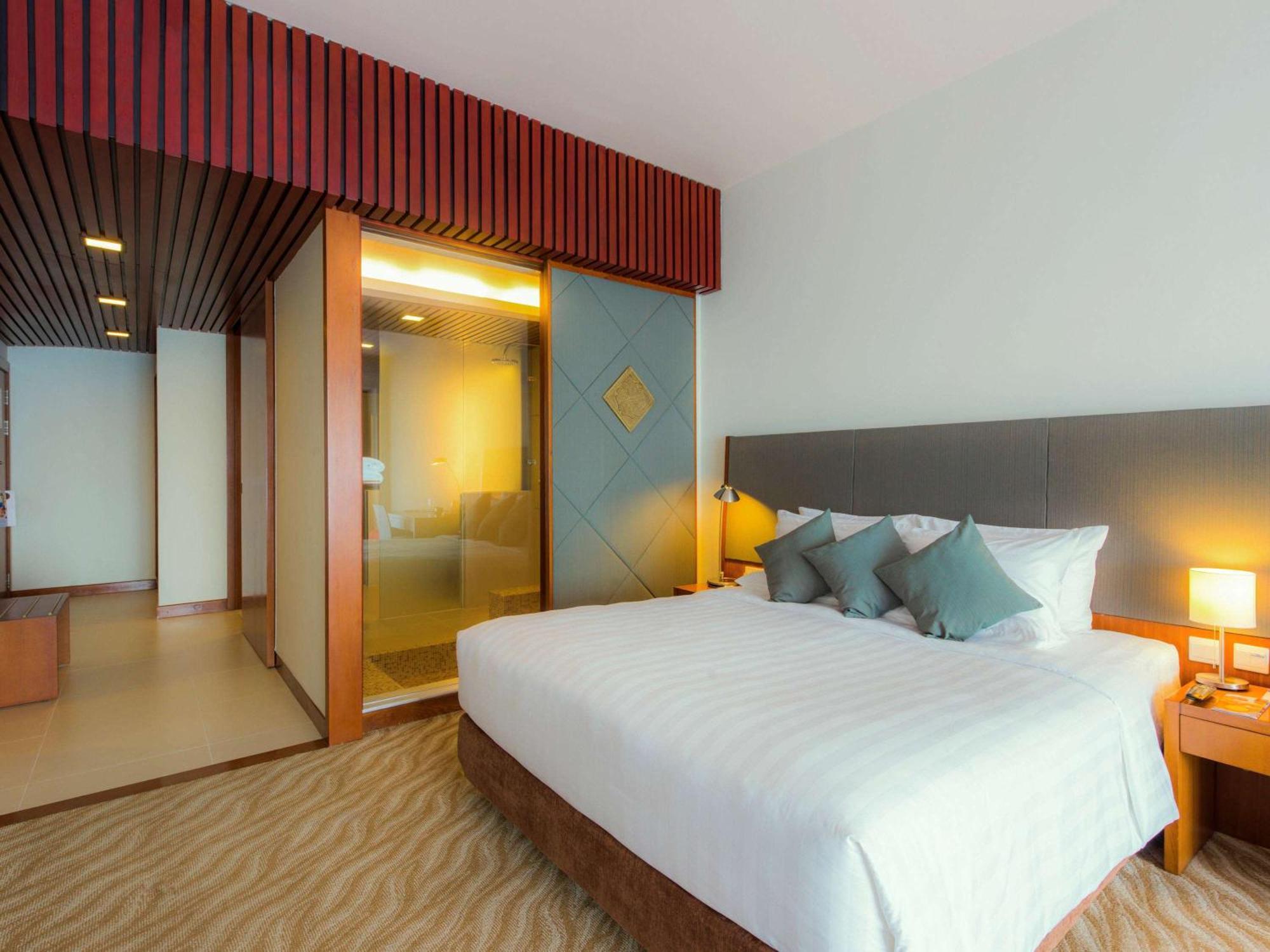 Novotel Nha Trang Exterior photo
