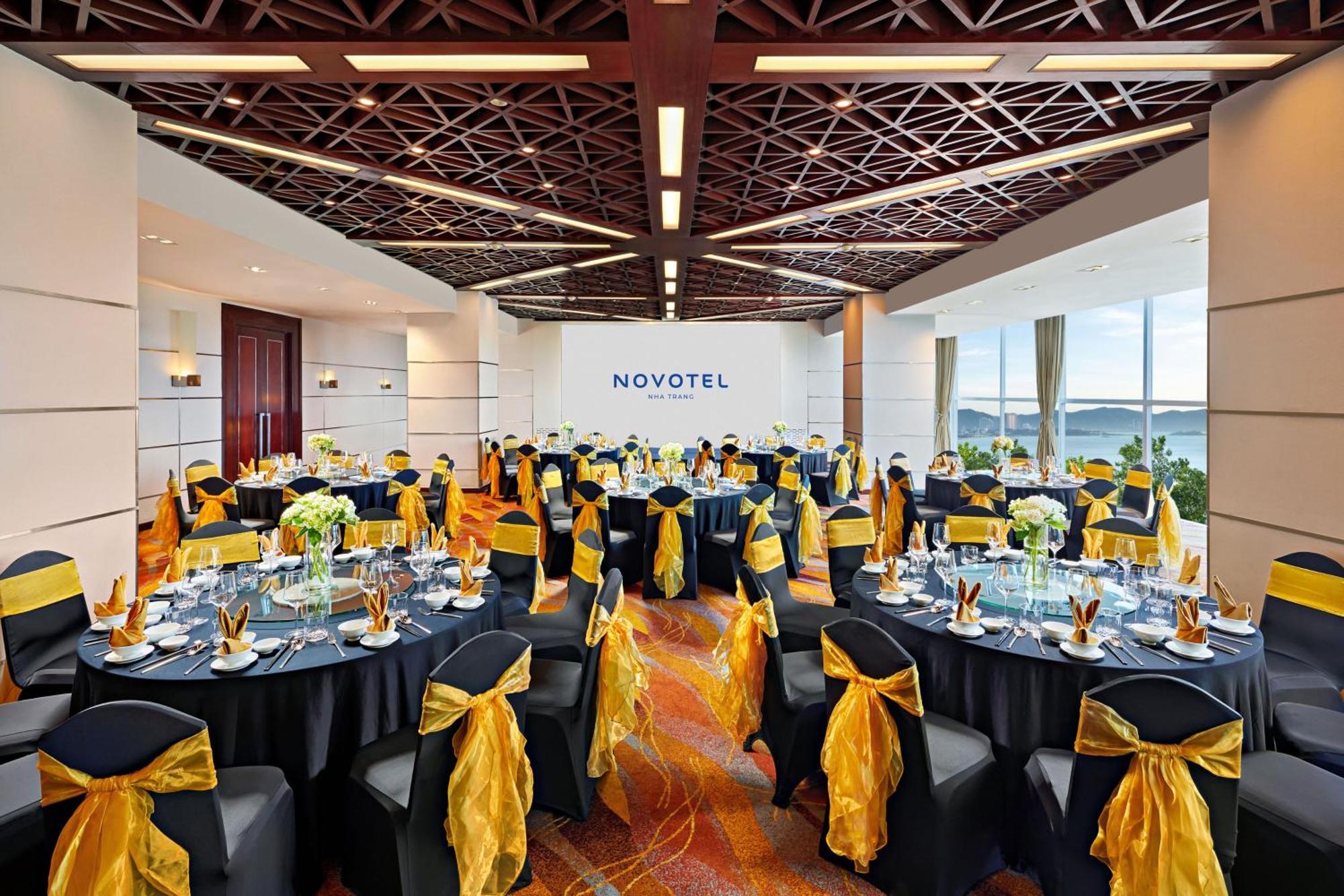 Novotel Nha Trang Exterior photo