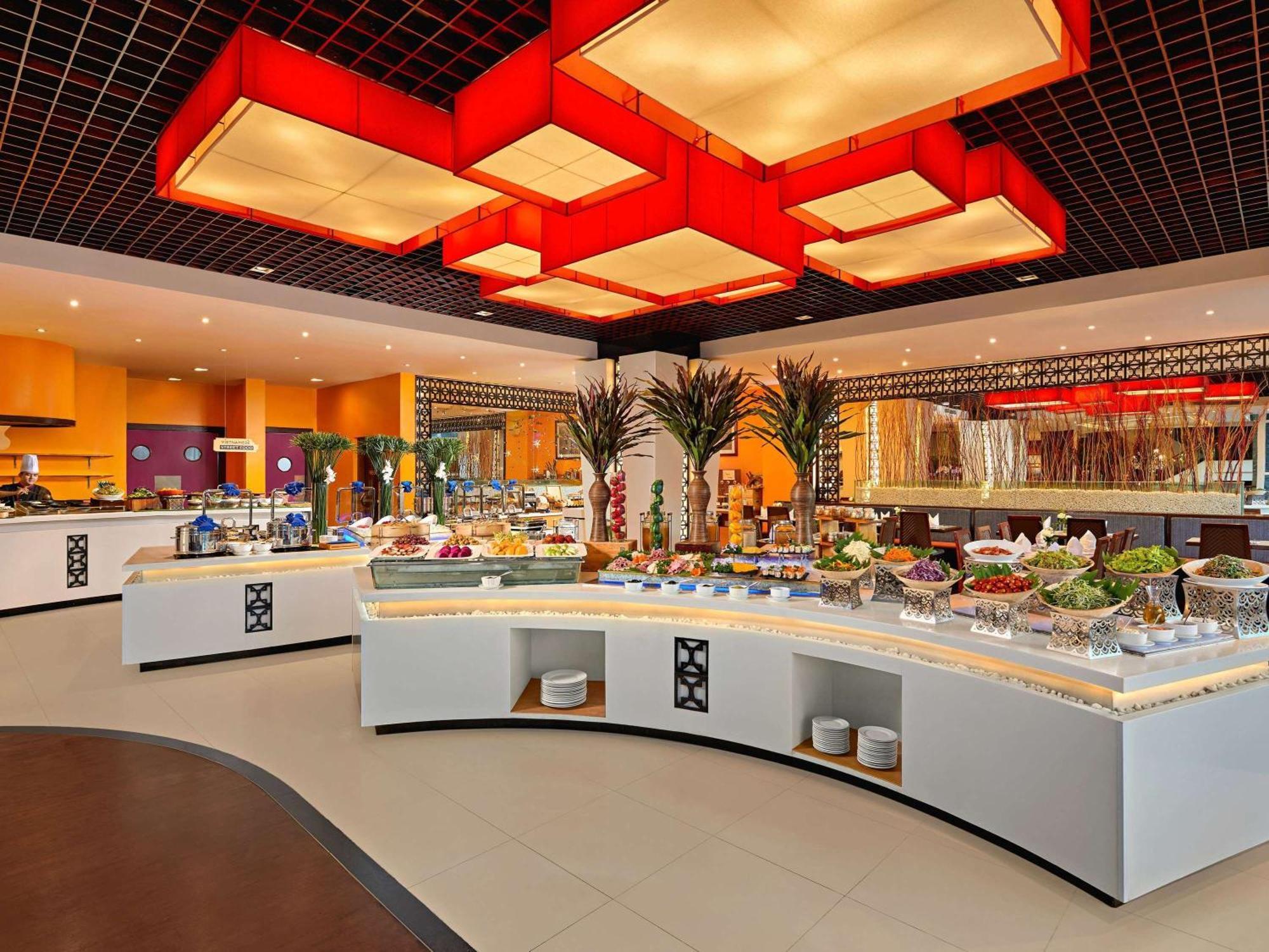 Novotel Nha Trang Exterior photo
