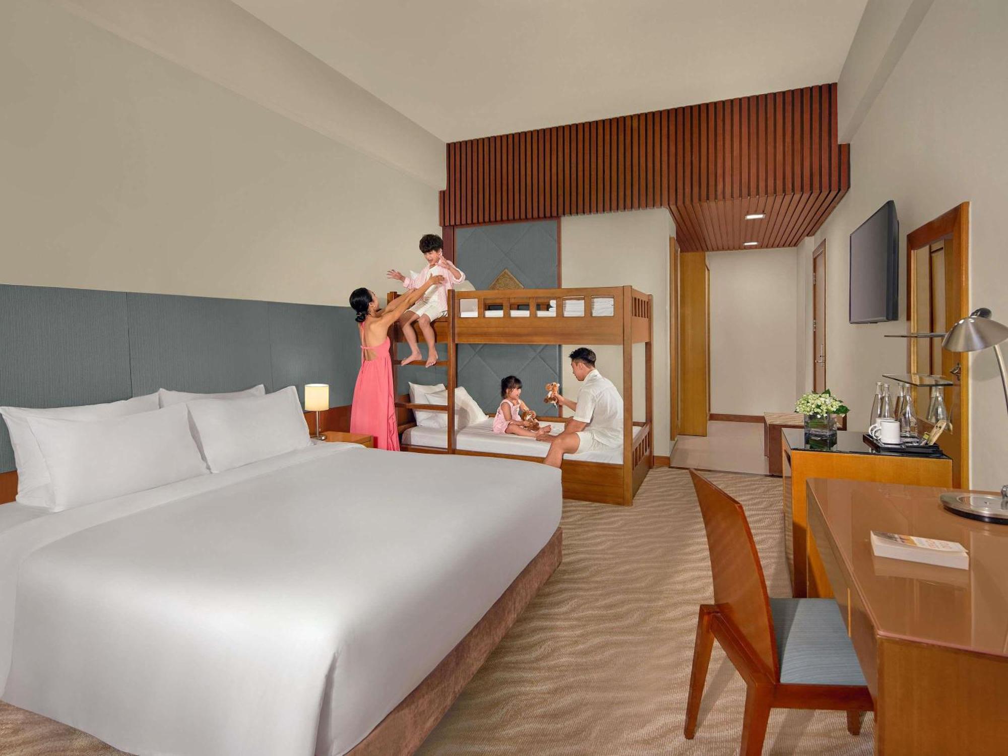 Novotel Nha Trang Exterior photo