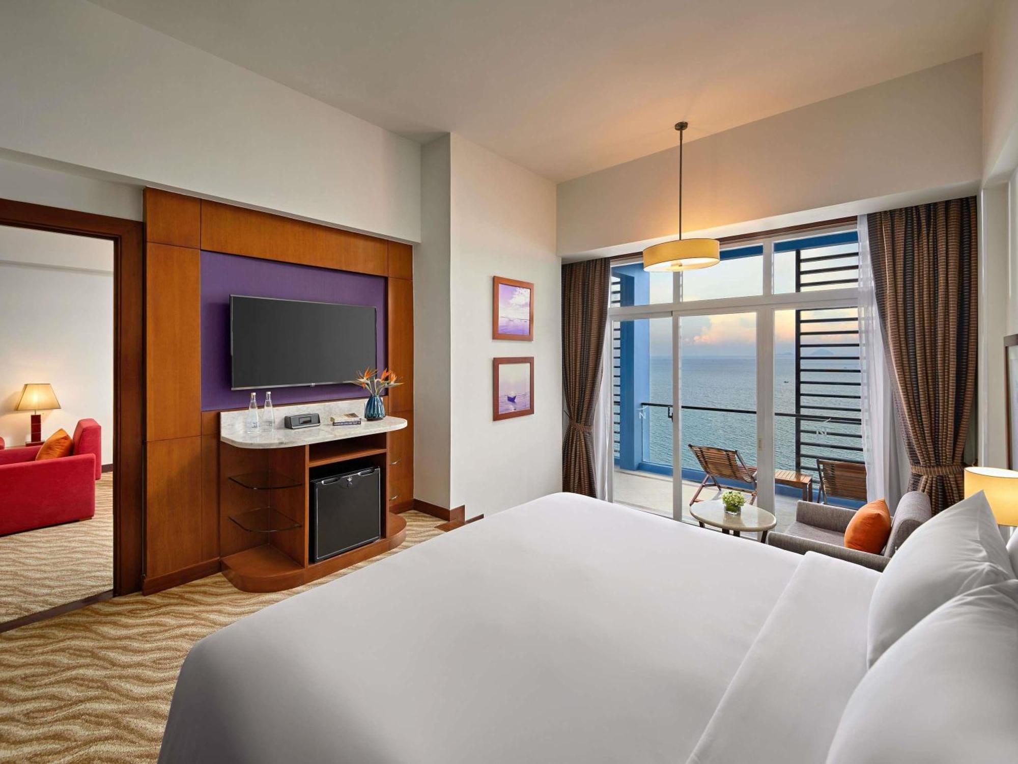 Novotel Nha Trang Exterior photo