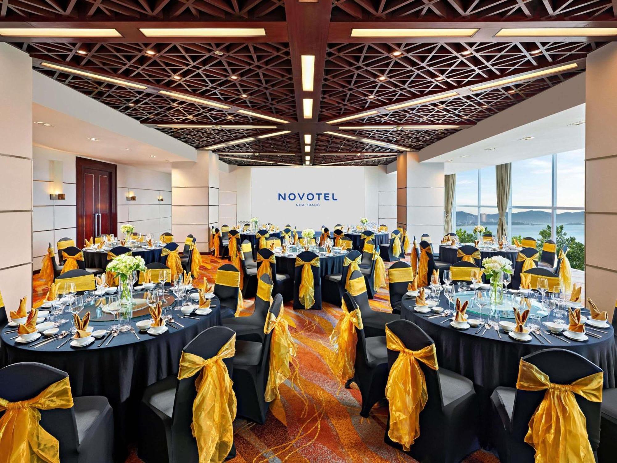 Novotel Nha Trang Exterior photo