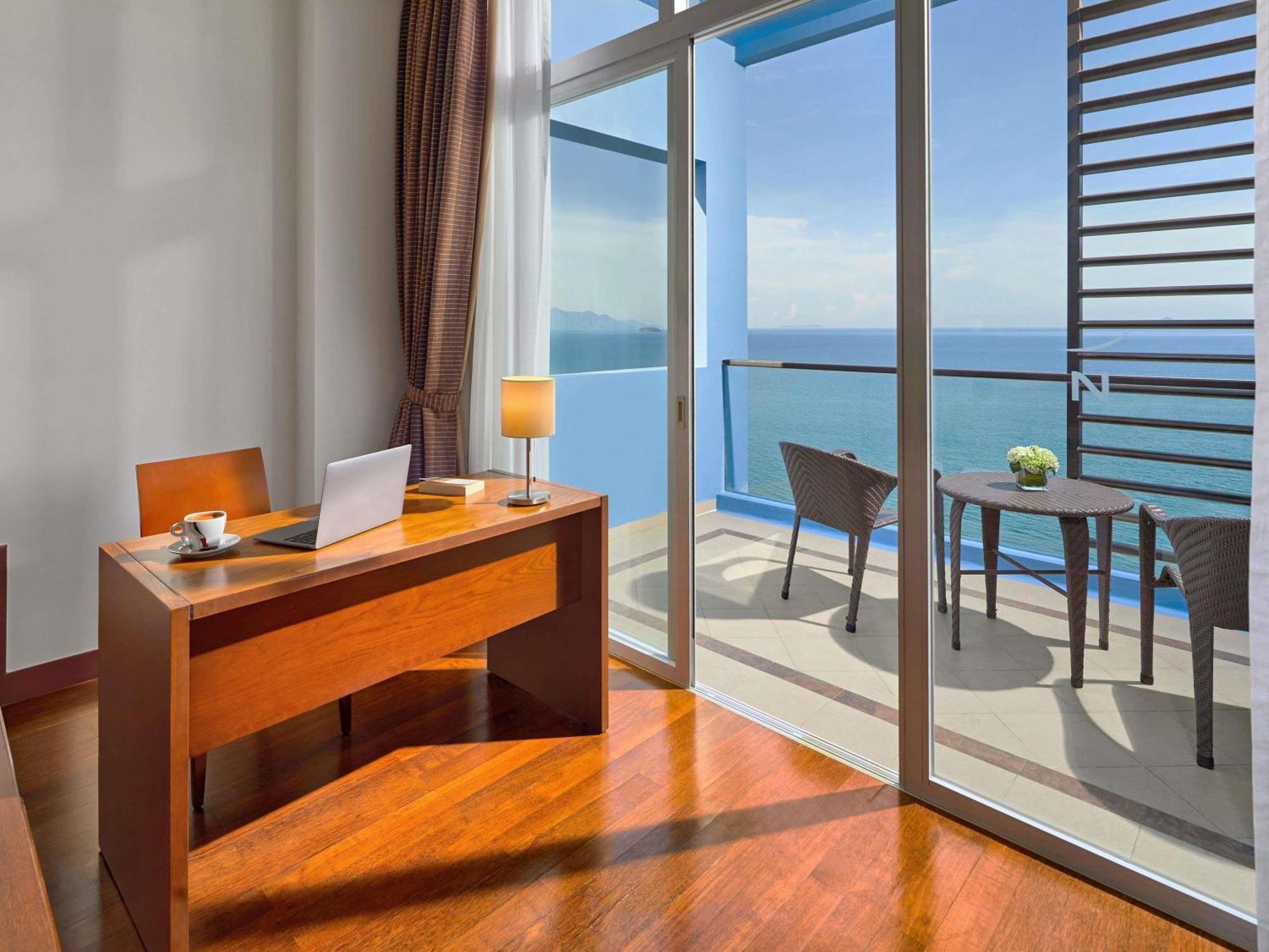 Novotel Nha Trang Exterior photo